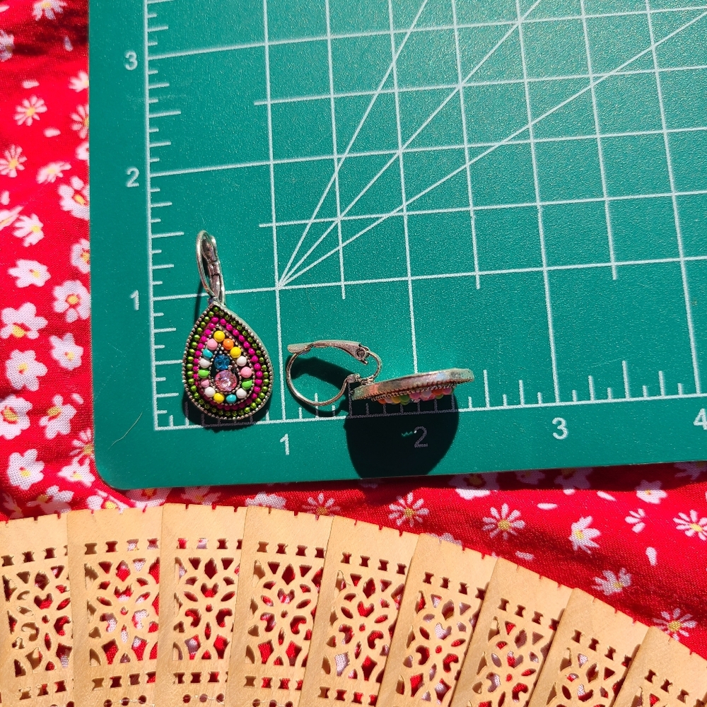 Colorful Beaded Teardrop Earrings RETRO old Jewelry - Picture 9 of 10